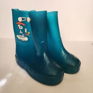 Vintage 1958 United Feature Syndicate Snoopy Rubber Rain Boots